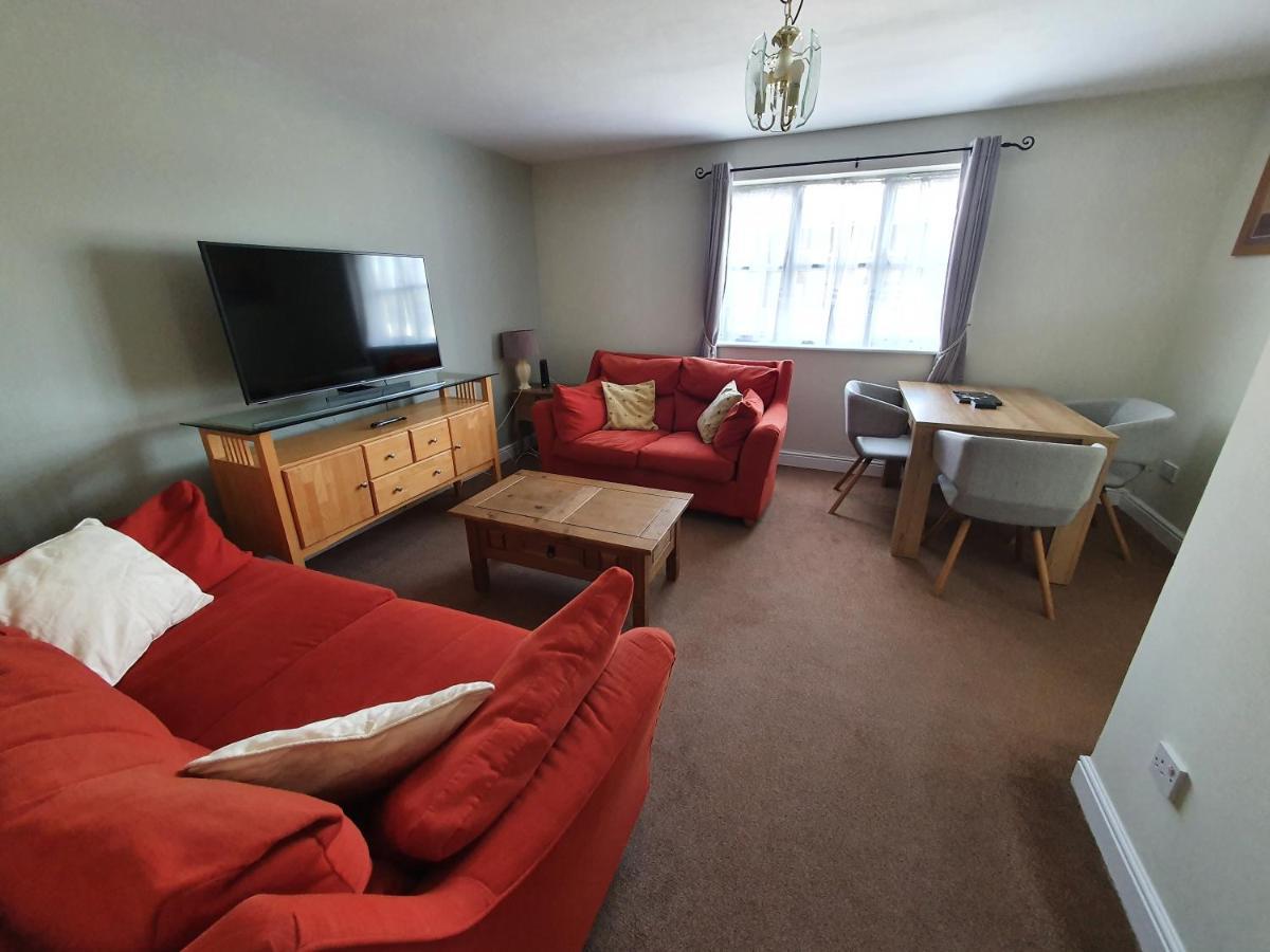 Entire 2 Bedroom Apartment Free Parking Saffron Walden Exteriér fotografie