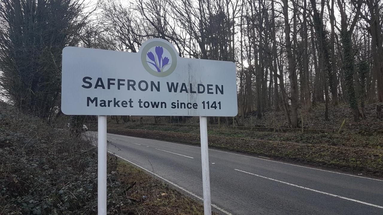 Entire 2 Bedroom Apartment Free Parking Saffron Walden Exteriér fotografie